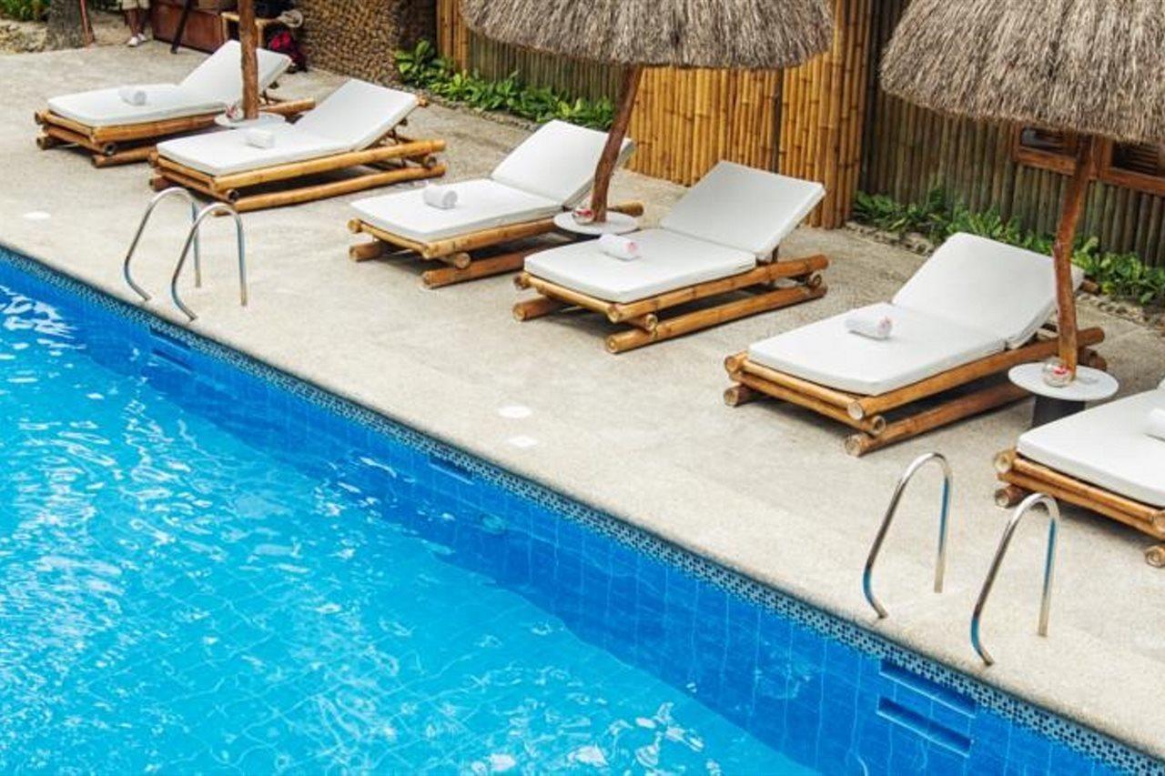 Fridays Boracay Hotel